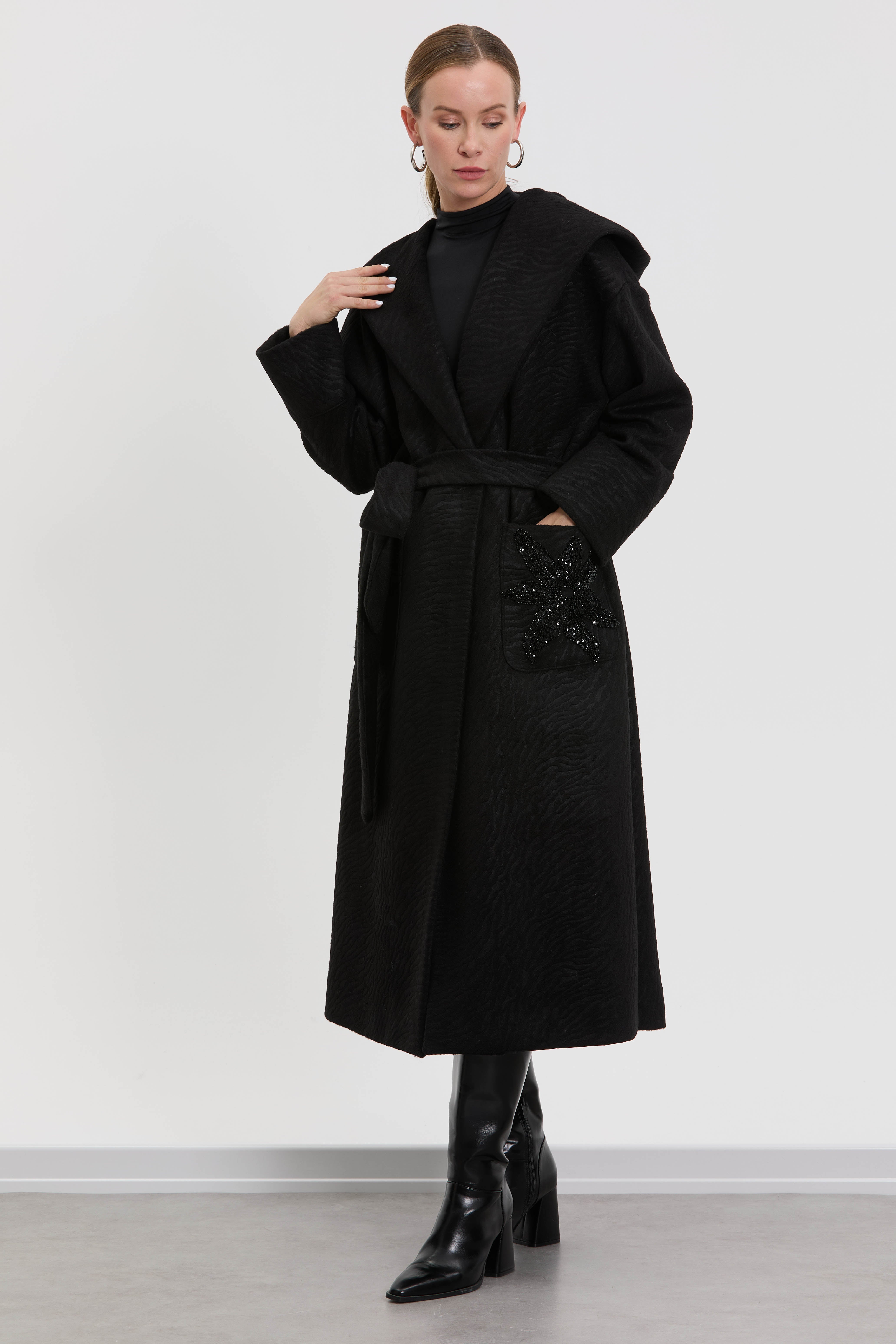 A200744 Aguaje Şal Yaka Kaban