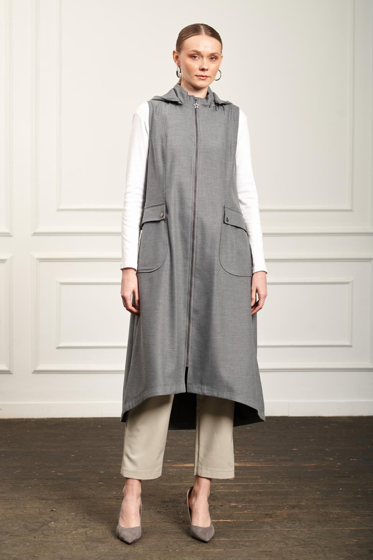 A200944 Aguaje Fermuarlı Kapşonlu Yelek