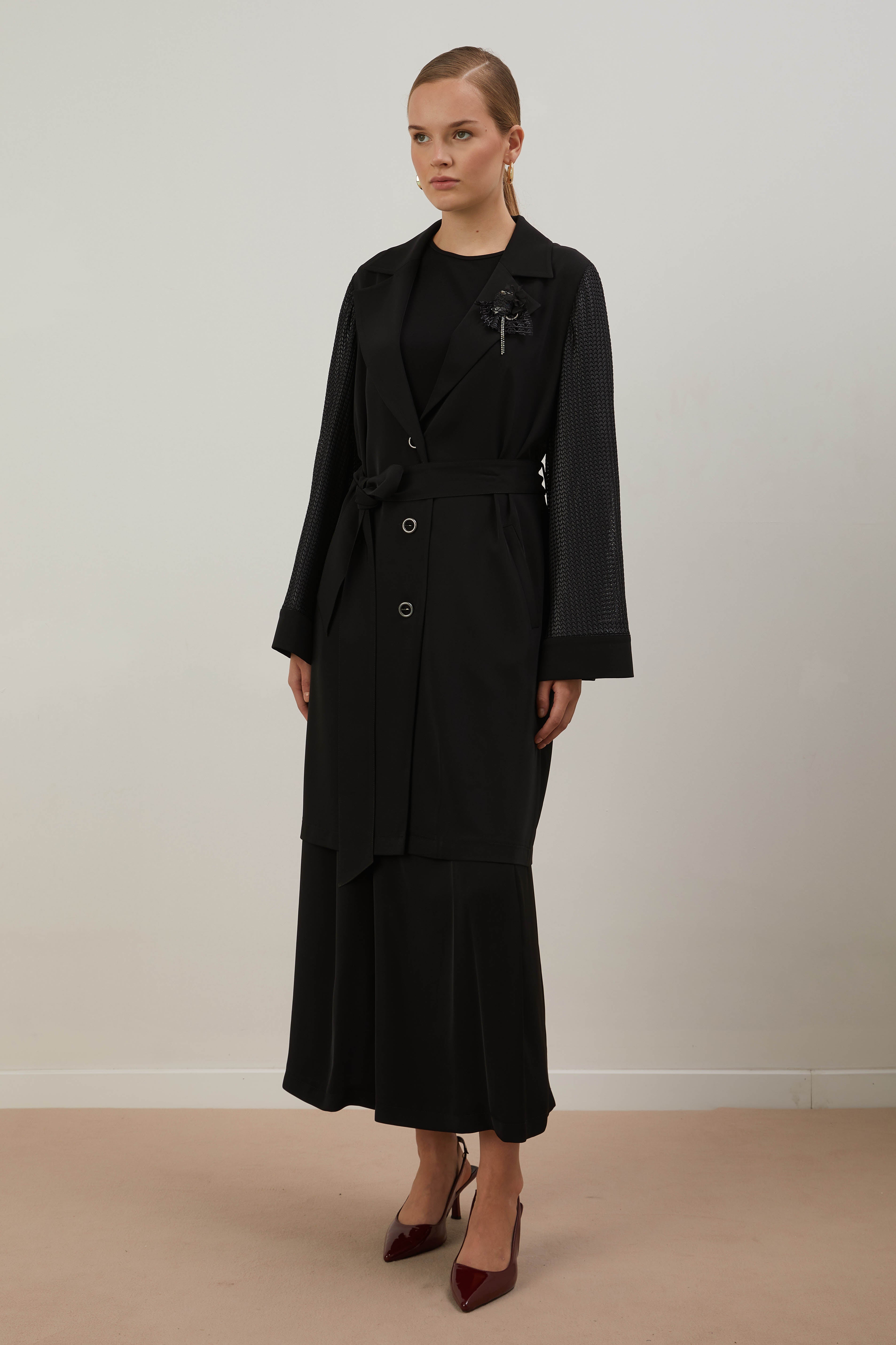 A202844 Aguaje Broş Detaylı Kap