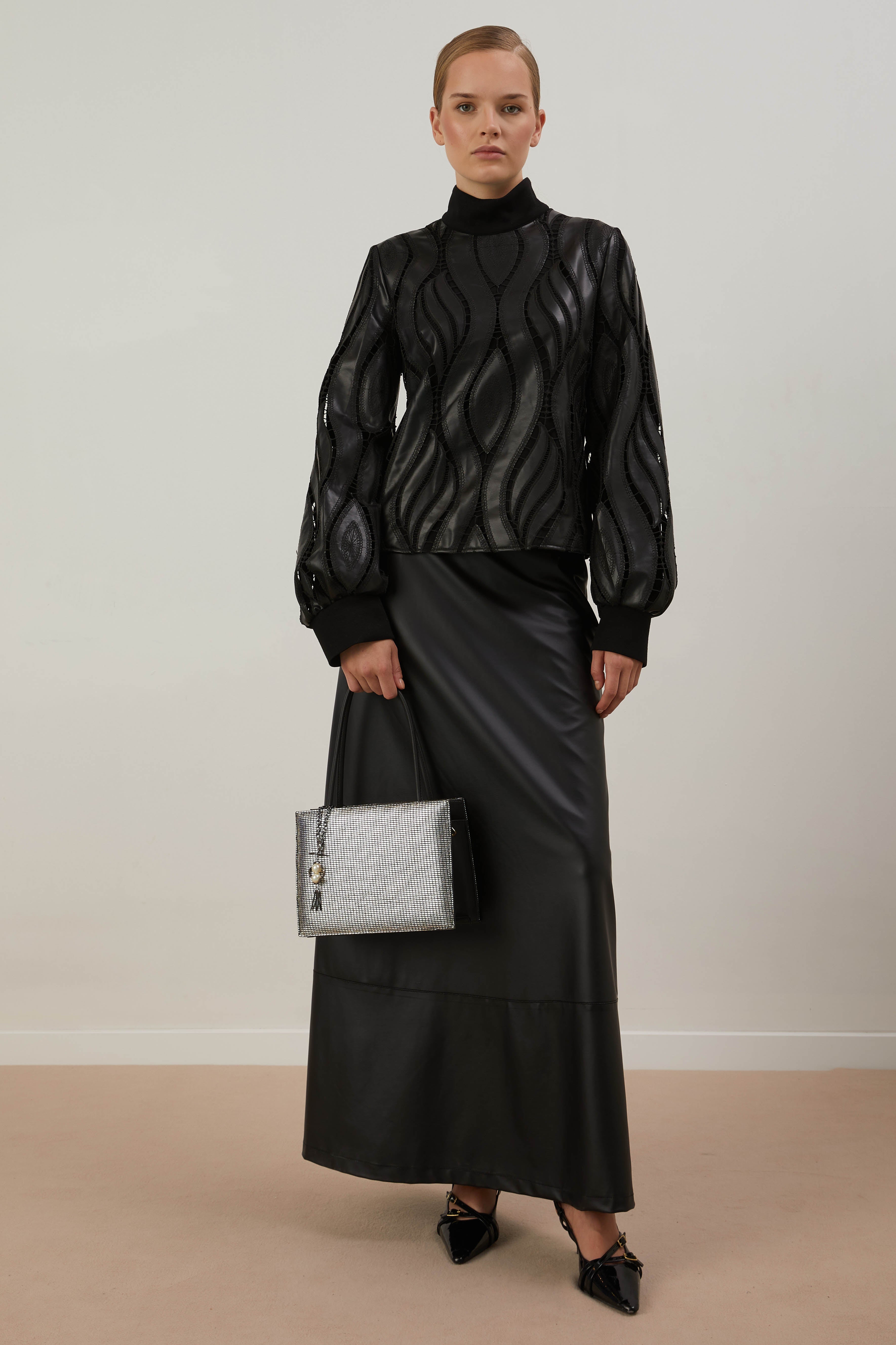 A405144 Aguaje Kesme Desenli Deri Etekli Takım