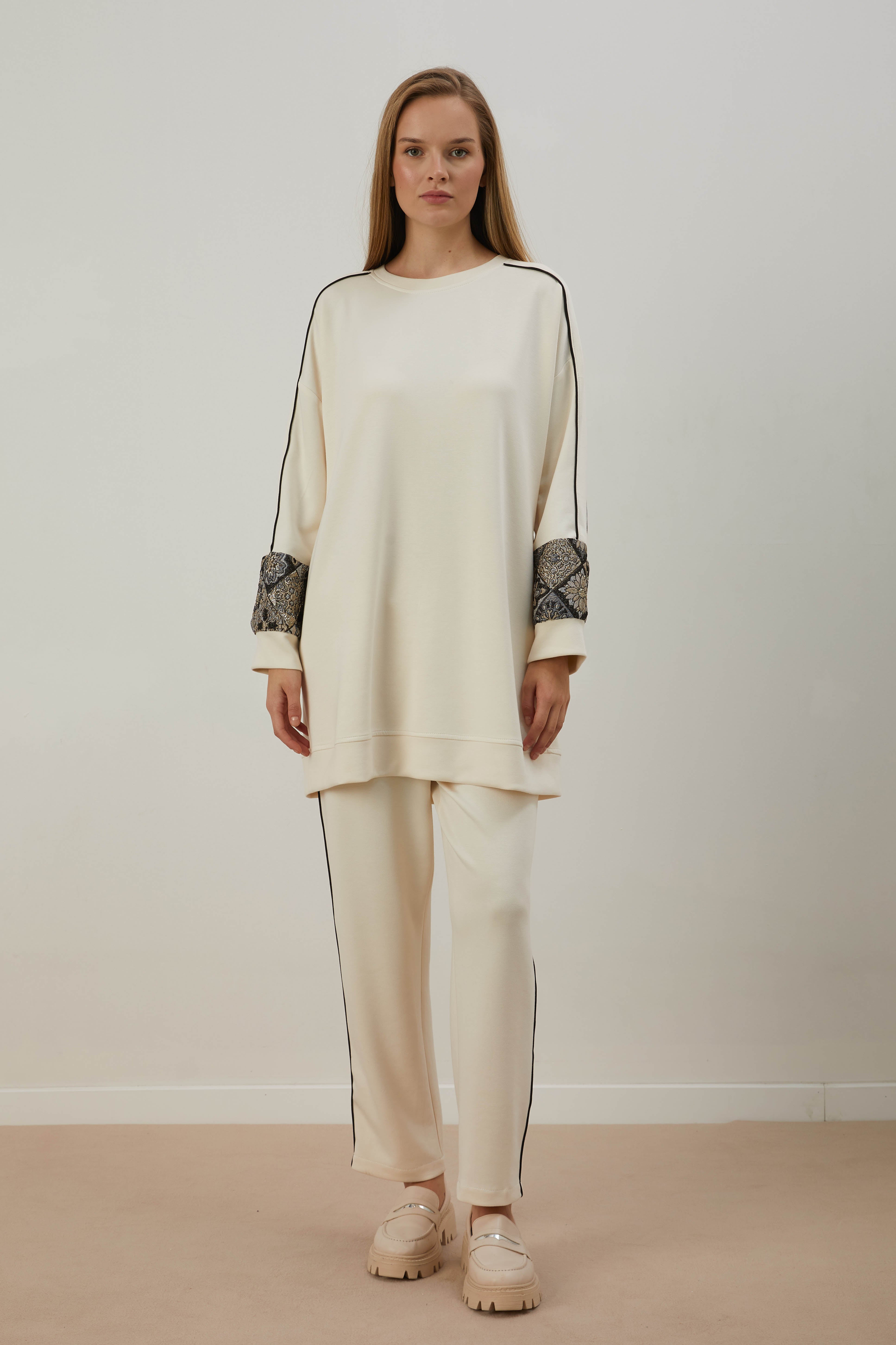 A408844 Aguaje Jakarlı Takım