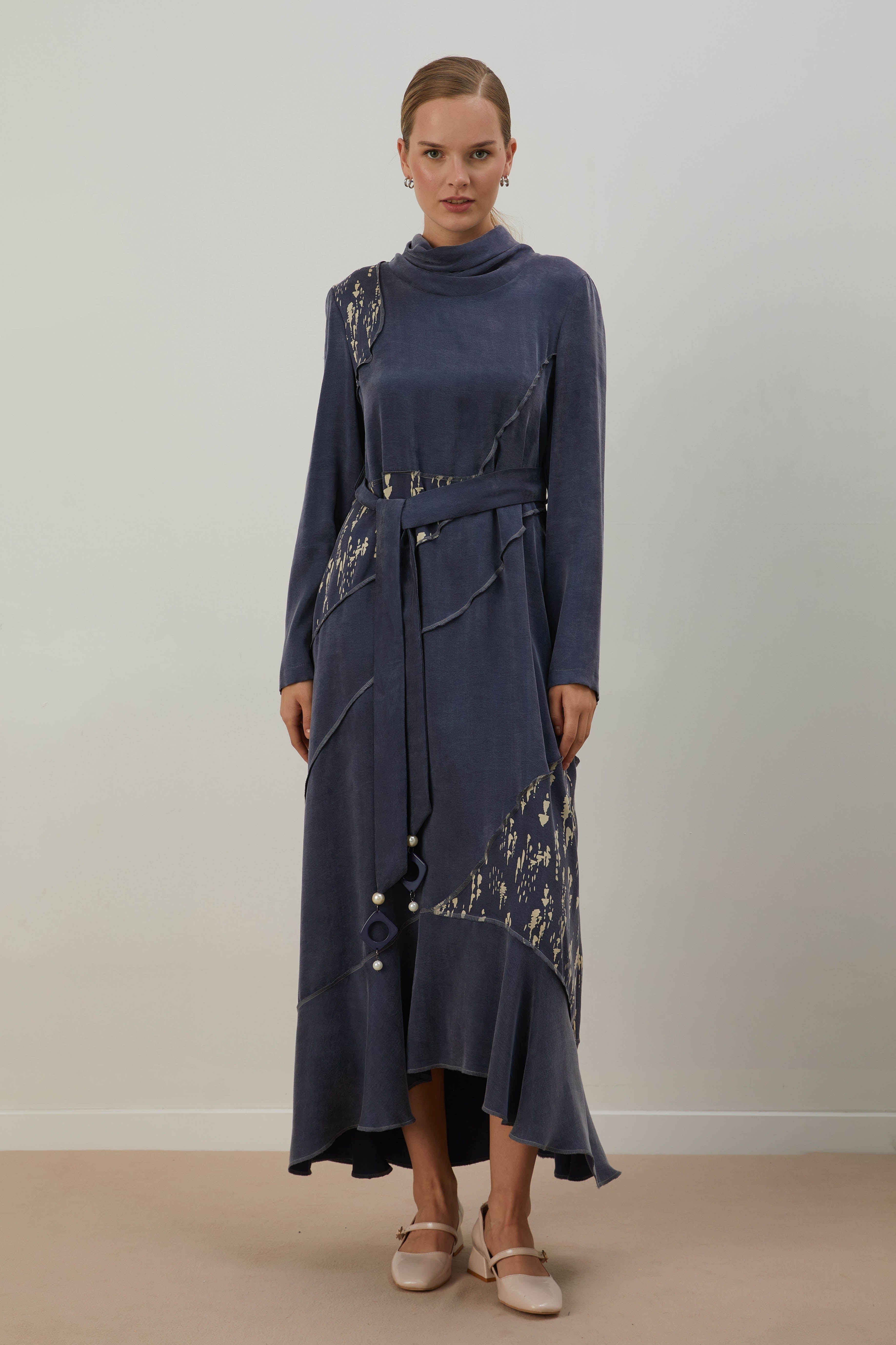 A500944 Aguaje Cupra Elbise