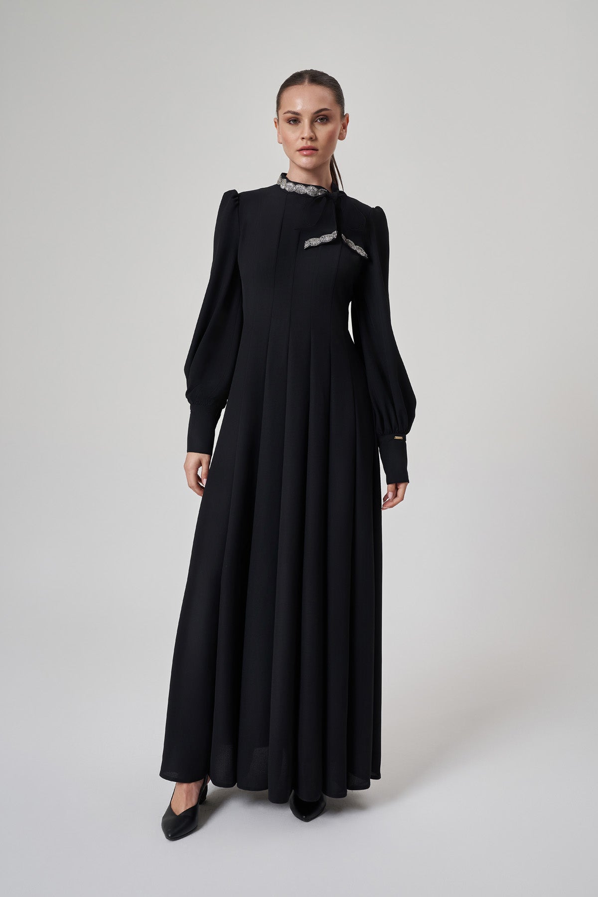 A70305 Aguaje Yakası Taş Detaylı Elbise