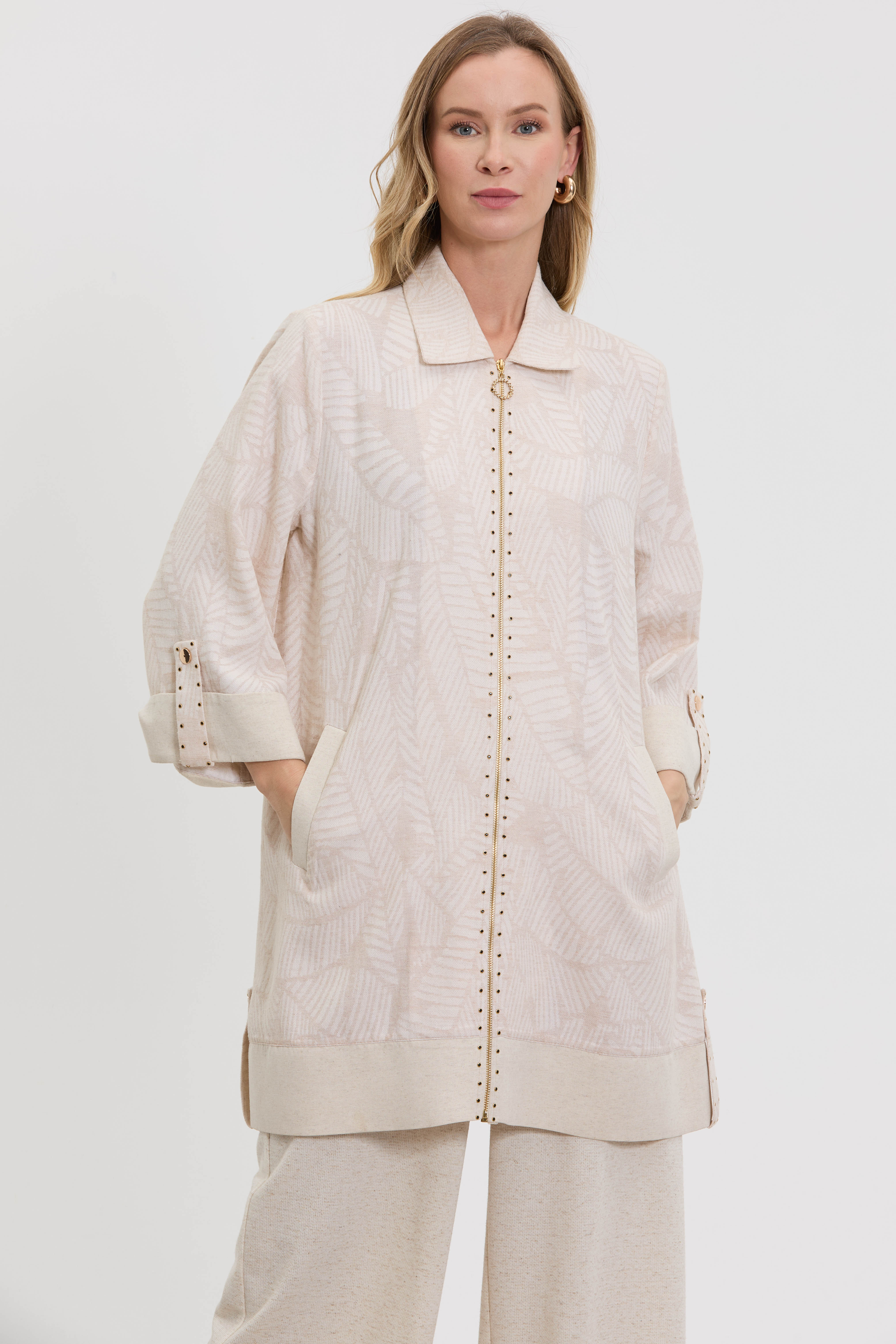 M20234 Melidia Fermuarlı Detaylı Kap