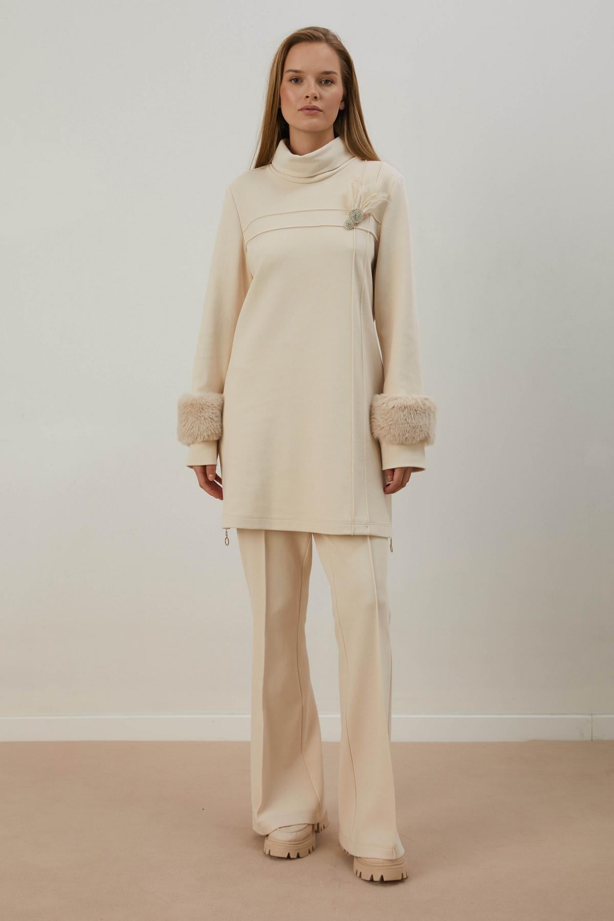 A405455 Aguaje Kolu Kürklü Nervürlü Pantolonlu Takım