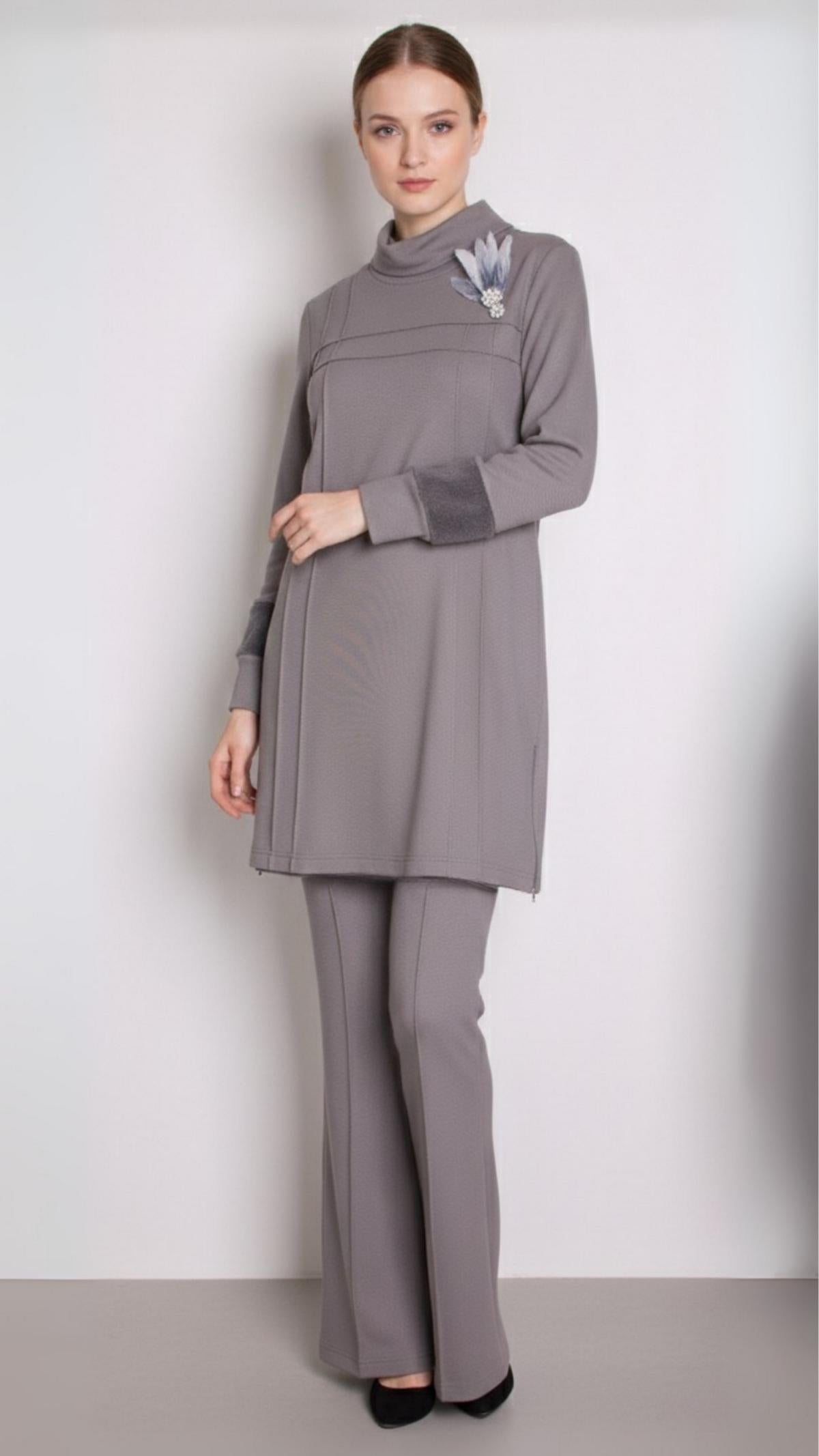 A405455 Aguaje Kolu Kürklü Nervürlü Pantolonlu Takım