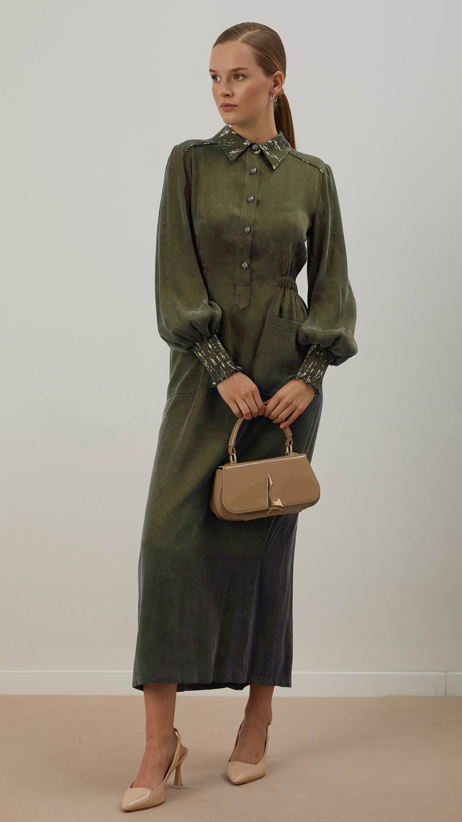 A500844 Aguaje Cupra Elbise